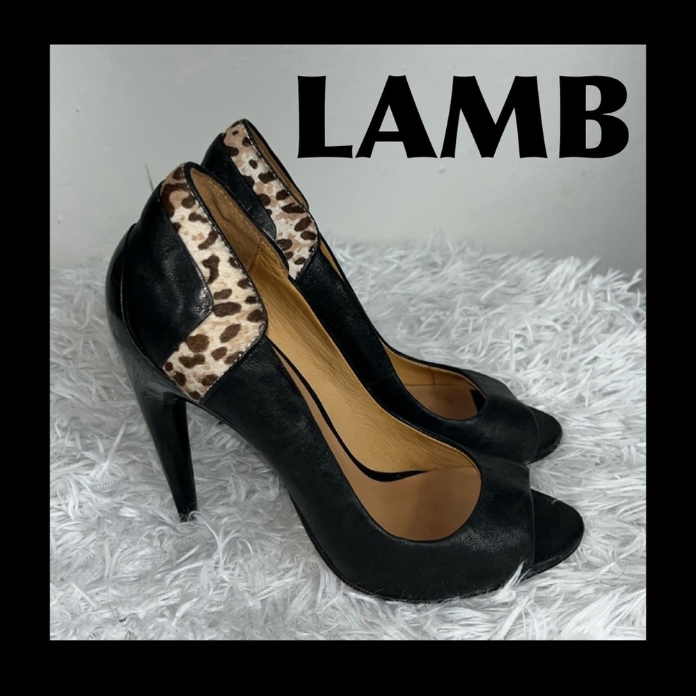 LAMB HEELS